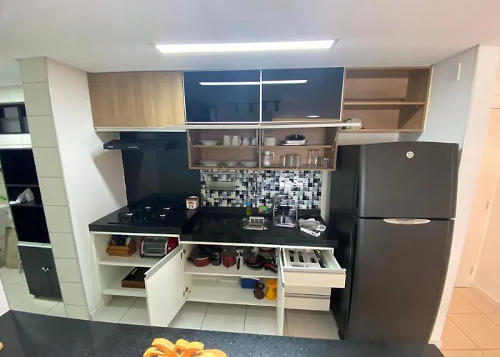Luxor Aluguel Por Temporada 2 Quartos 2 Banheiros Com Split Garagem Coberta E Otima Localizacao