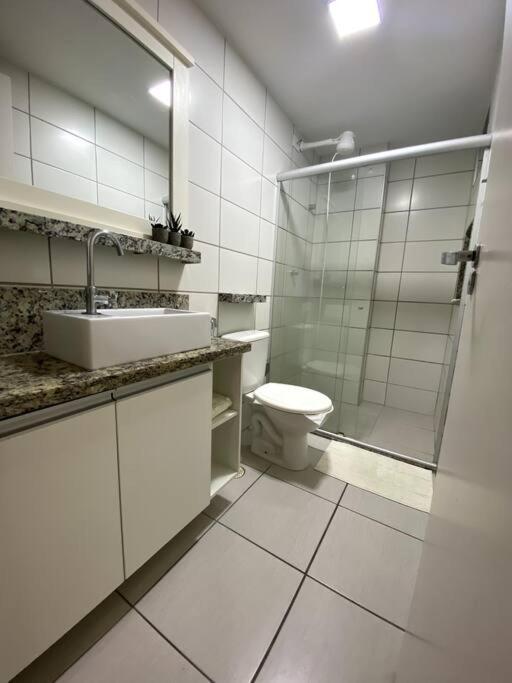 Apartment Luxor 2 Quartos 2 Banheiros Com Split Garagem Coberta E Otima Localizacao *